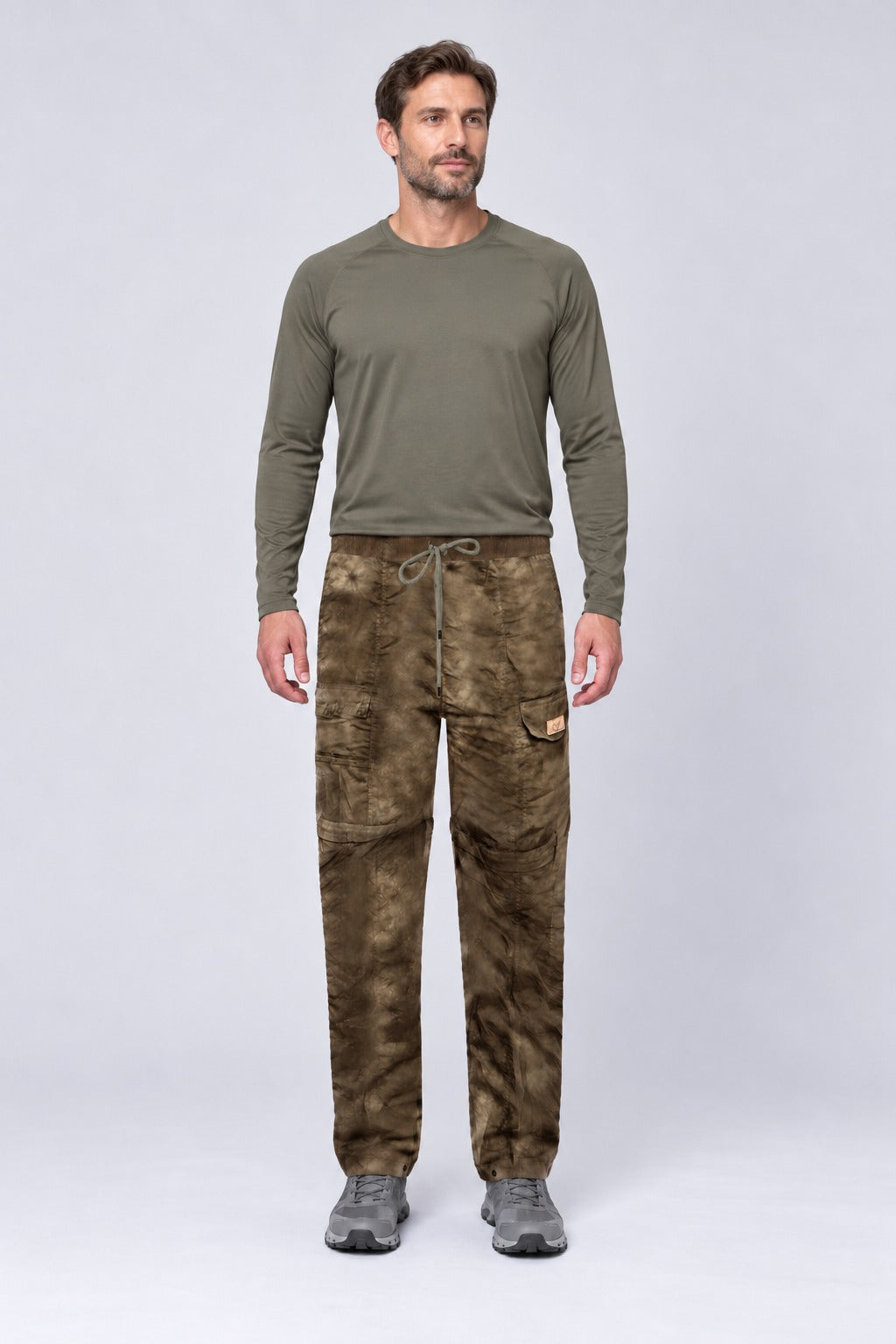 Calça Bermuda Explorer Masculina Camuflada – Camuflado Deserto – corpo inteiro