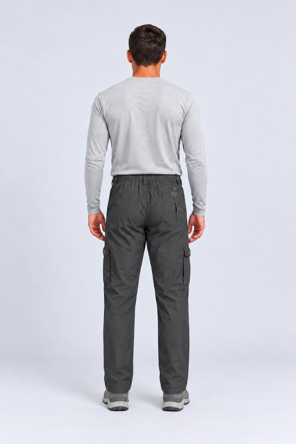 Calça Explorer Masculina com Elastano – Cinza – corpo inteiro, de costas