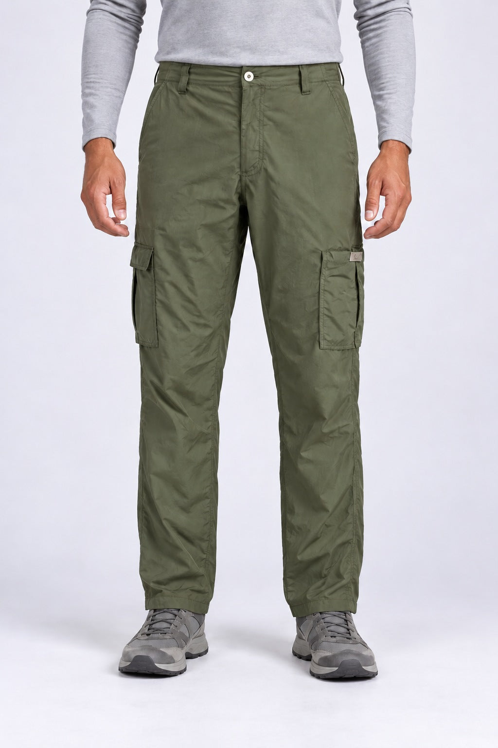 Calça Explorer Masculina com Elastano – Militar – de frente, do peito aos pés
