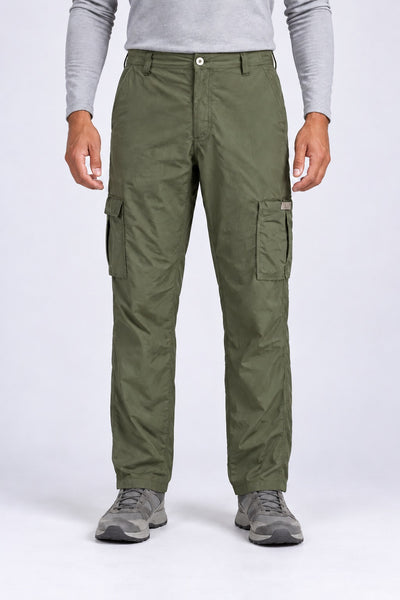 Calça Explorer Masculina com Elastano – Militar – de frente, do peito aos pés
