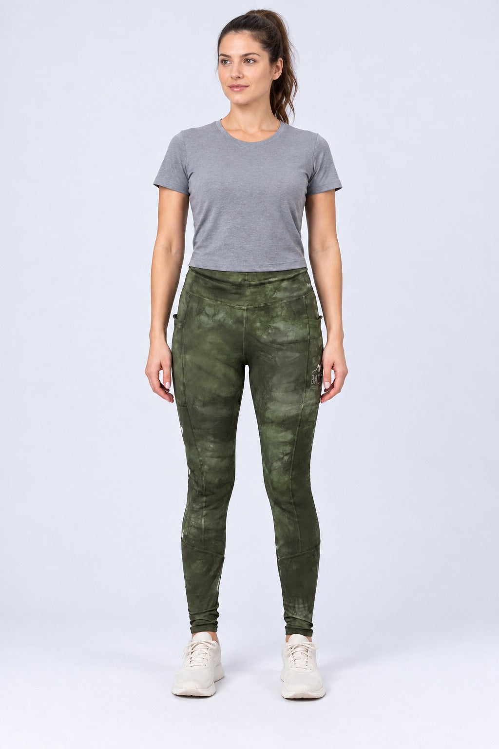 Calça Trekking Feminina Camuflada – Camuflado Floresta – corpo inteiro
