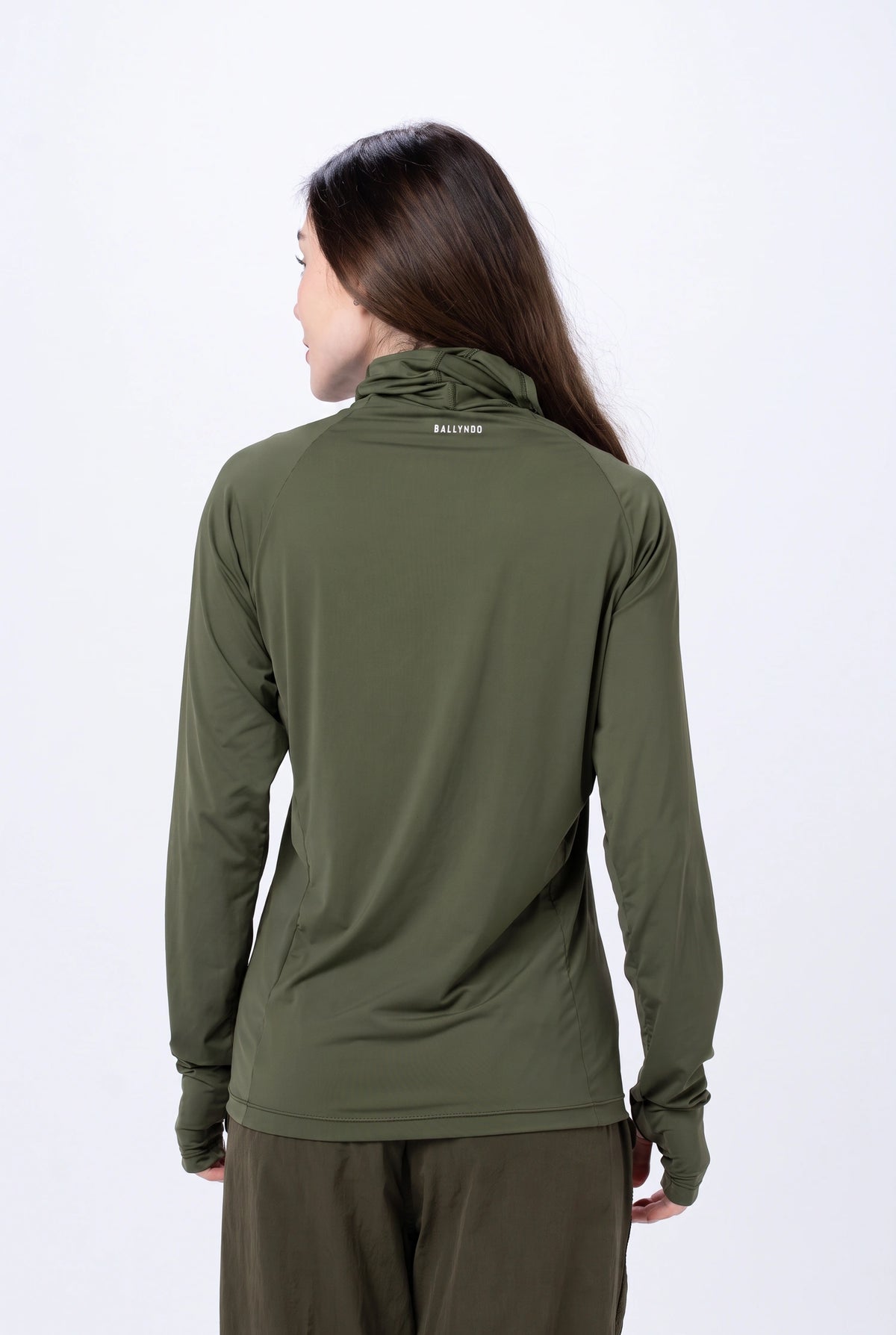 Camiseta Térmica Feminina Gola Alta – Verde Militar – foto 5